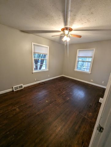 1701 S Erie St, Wichita, KS 67211