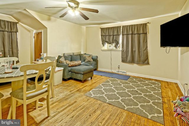3 BELLEVIEW AVE, Sicklerville, NJ 08081