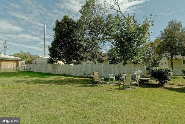 3 BELLEVIEW AVE, Sicklerville, NJ 08081