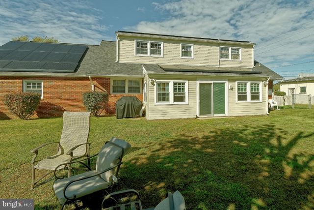 3 BELLEVIEW AVE, Sicklerville, NJ 08081