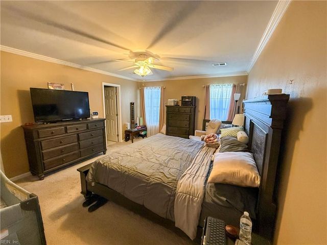 110 View Pointe DR, Newport News, VA 23603