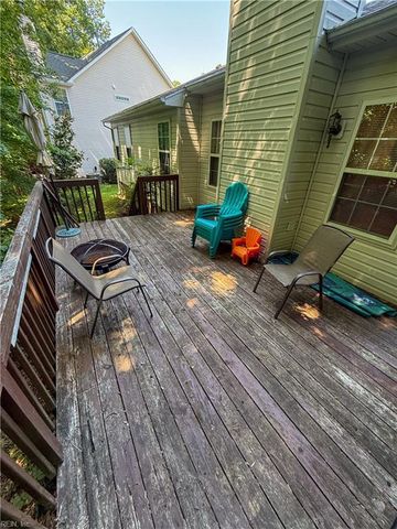 110 View Pointe DR, Newport News, VA 23603
