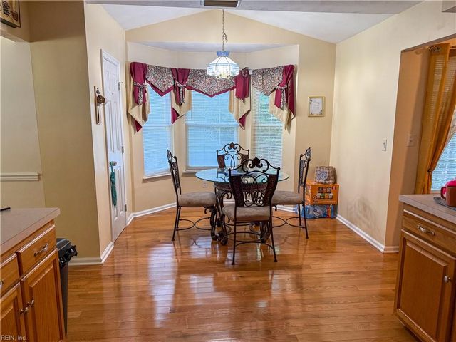 110 View Pointe DR, Newport News, VA 23603