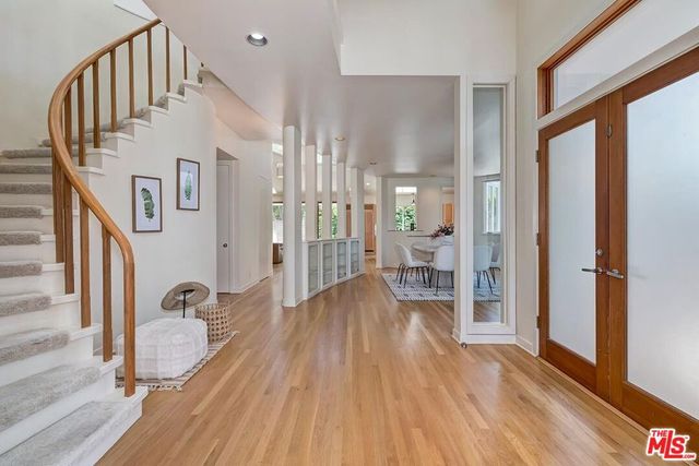 1307 Ozone Avenue, Santa Monica, CA 90405