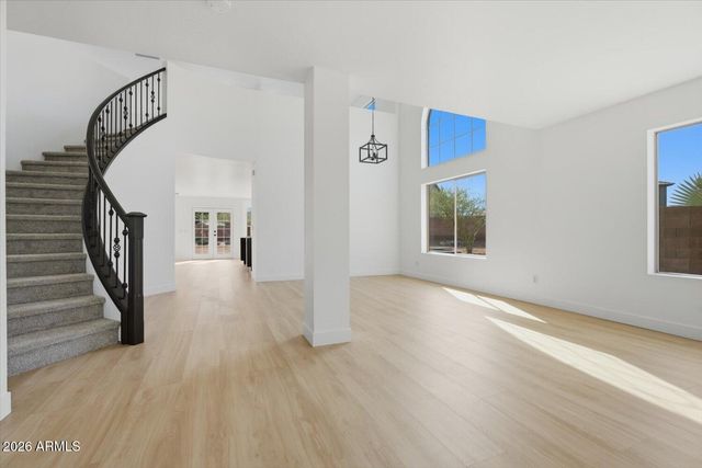 3005 W SHUMWAY FARM Road, Phoenix, AZ 85041