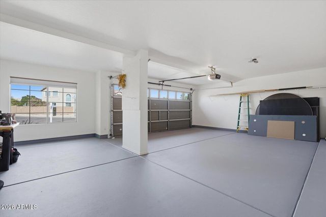 3005 W SHUMWAY FARM Road, Phoenix, AZ 85041