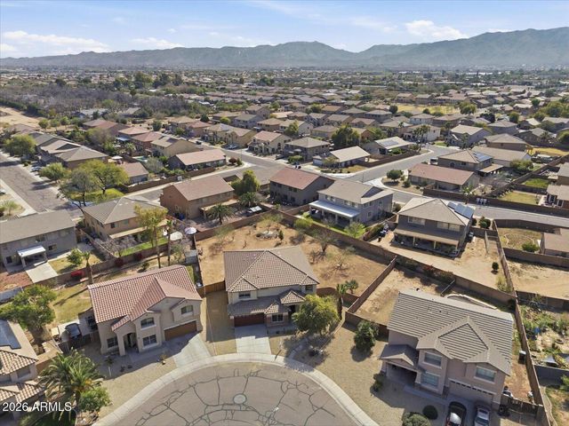 3005 W SHUMWAY FARM Road, Phoenix, AZ 85041