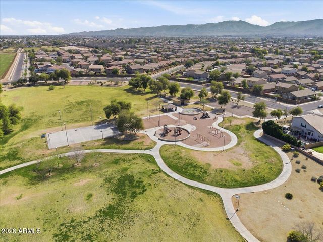 3005 W SHUMWAY FARM Road, Phoenix, AZ 85041