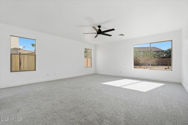 3005 W SHUMWAY FARM Road, Phoenix, AZ 85041