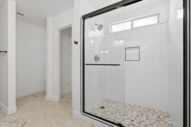 3005 W SHUMWAY FARM Road, Phoenix, AZ 85041