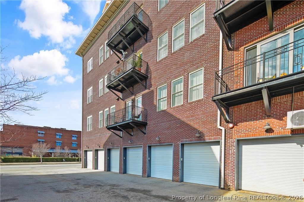 325 Hay Street 403, Fayetteville, NC 28301 — photo 46