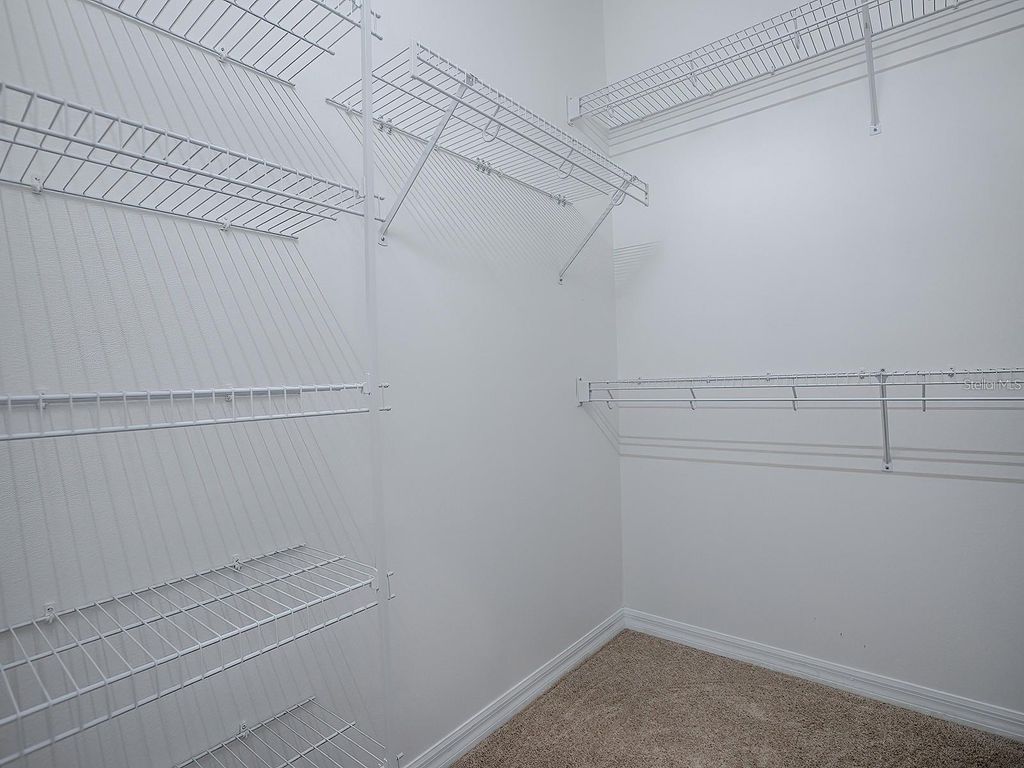 Image 29 of property listing at 9039 SAINT ANDREWS WAY, Mount Dora, FL 32757