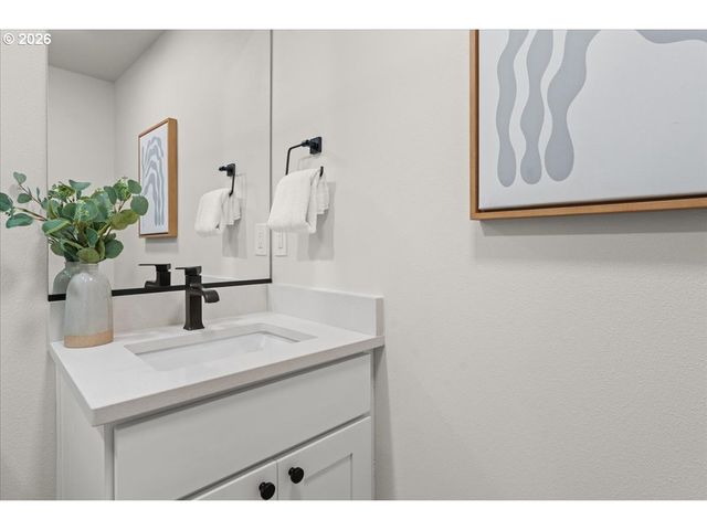 6703 Se 69th Ave A, Portland, OR 97206