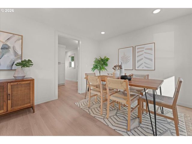 6703 Se 69th Ave A, Portland, OR 97206