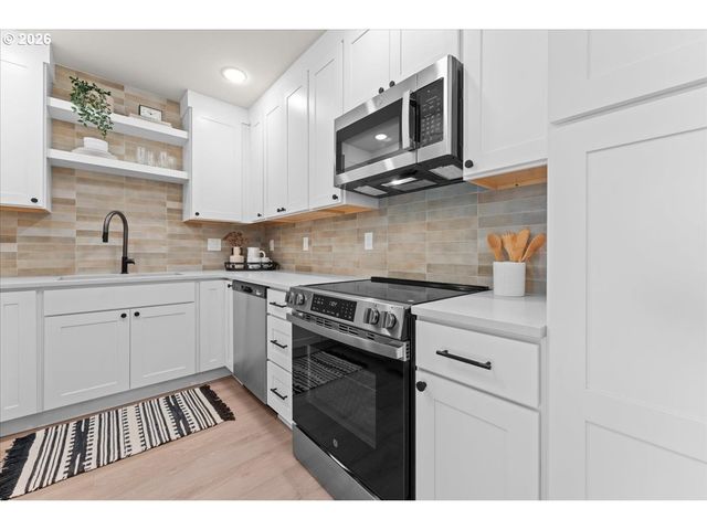 6703 Se 69th Ave A, Portland, OR 97206