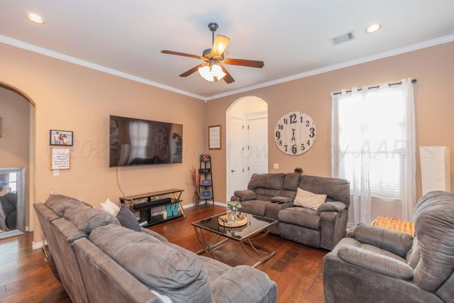 8311 TAOS Drive, Amarillo, TX 79118