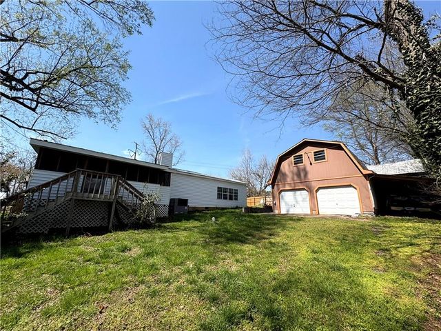 440 Cherry Street SE, Acworth, GA 30102