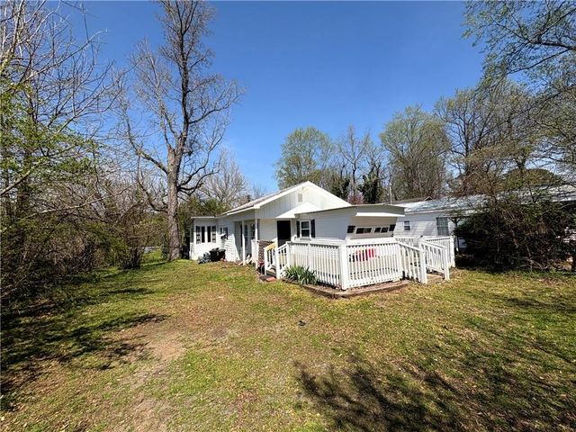 440 Cherry Street SE, Acworth, GA 30102