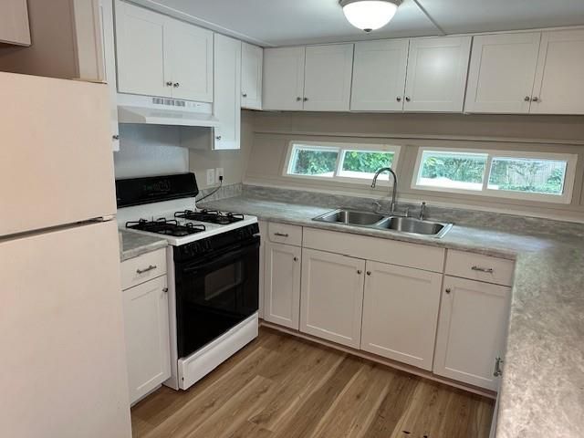 440 Cherry Street SE, Acworth, GA 30102