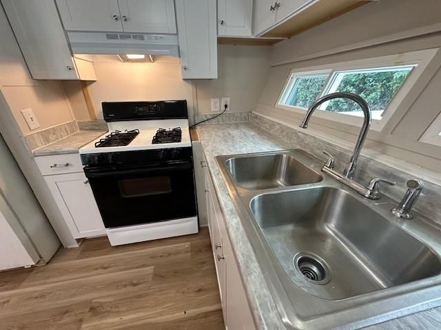 440 Cherry Street SE, Acworth, GA 30102