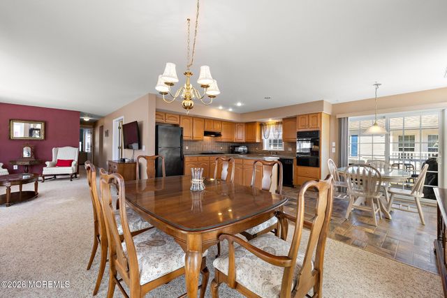 75 Oak Ridge Lane, Manahawkin, NJ 08050