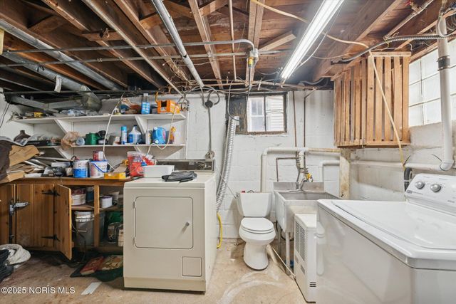 2645 Grantwood Drive, Toledo, OH 43613