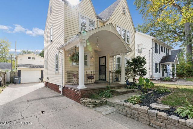 2645 Grantwood Drive, Toledo, OH 43613