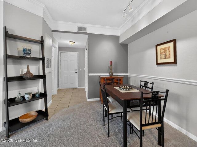 8550 TOUCHTON Road 527, Jacksonville, FL 32216