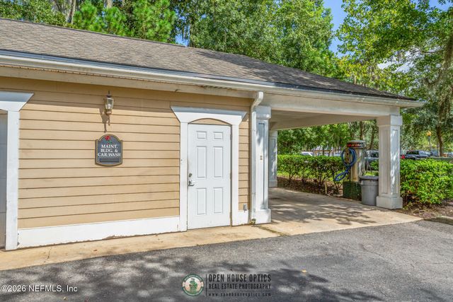 8550 TOUCHTON Road 527, Jacksonville, FL 32216