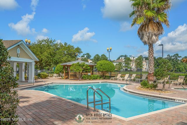 8550 TOUCHTON Road 527, Jacksonville, FL 32216