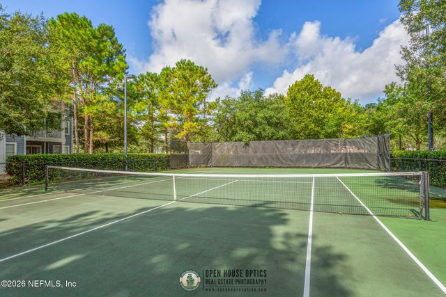 8550 TOUCHTON Road 527, Jacksonville, FL 32216