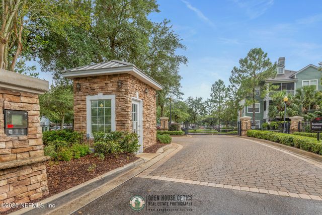 8550 TOUCHTON Road 527, Jacksonville, FL 32216