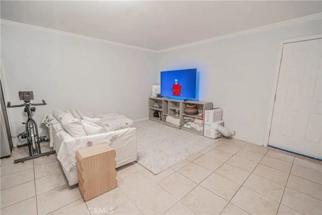 15543 Dearborn, North Hills, CA 91343