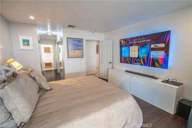 15543 Dearborn, North Hills, CA 91343