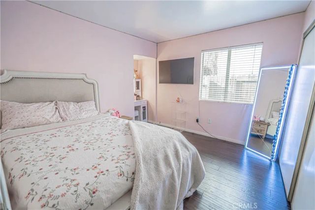 15543 Dearborn, North Hills, CA 91343