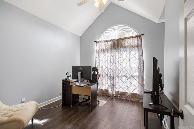 211 Country Club Parkway, Maumelle, AR 72113