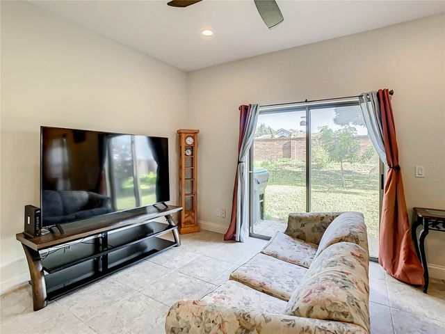 8735 ISLA BELLA DRIVE, Orlando, FL 32818