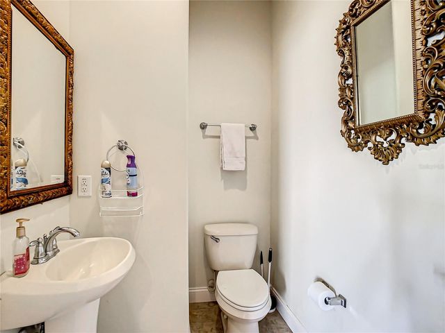 8735 ISLA BELLA DRIVE, Orlando, FL 32818