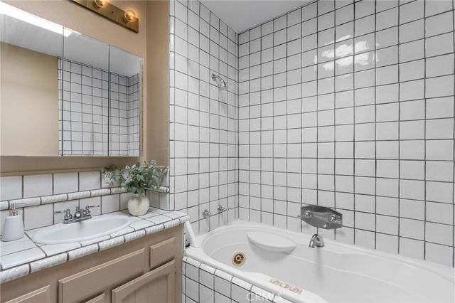 3601 Cerritos, Long Beach, CA 90807