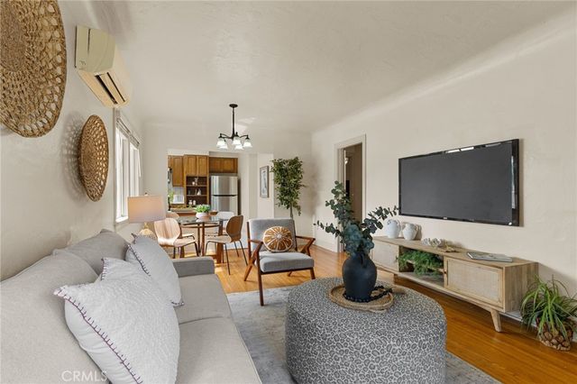 3601 Cerritos, Long Beach, CA 90807