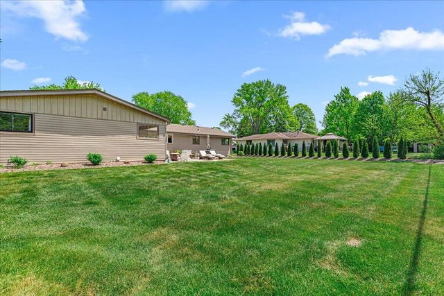 225 N 166th STREET, Brookfield, WI 53005