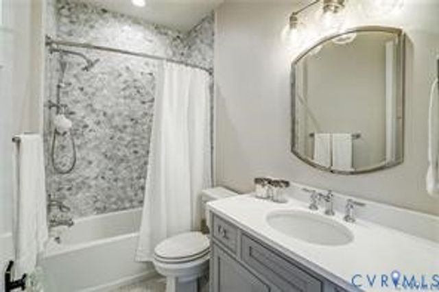 12436 Bluffton Ridge Ct, Goochland, VA 23238