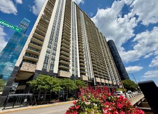 400 E Randolph Street 904, Chicago, IL 60601