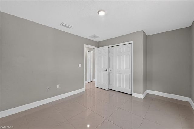 2712 15th ST SW, Lehigh Acres, FL 33976