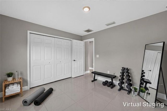 2712 15th ST SW, Lehigh Acres, FL 33976