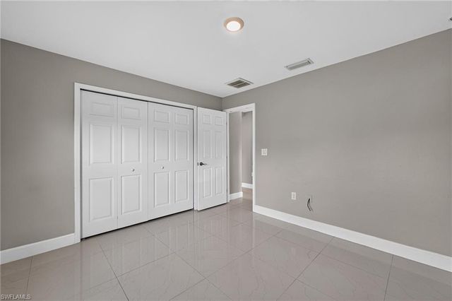 2712 15th ST SW, Lehigh Acres, FL 33976