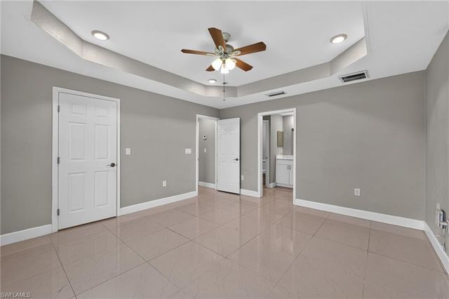 2712 15th ST SW, Lehigh Acres, FL 33976