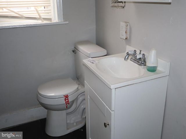 230 S 56TH ST, Philadelphia, PA 19139