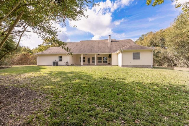 1623 Harpers Ferry Road, College Station, TX 77845