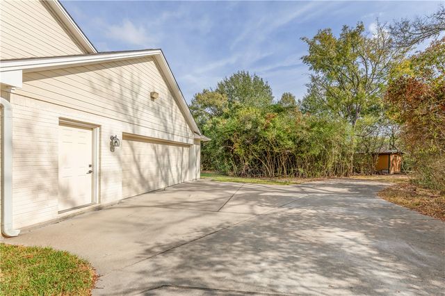 1623 Harpers Ferry Road, College Station, TX 77845